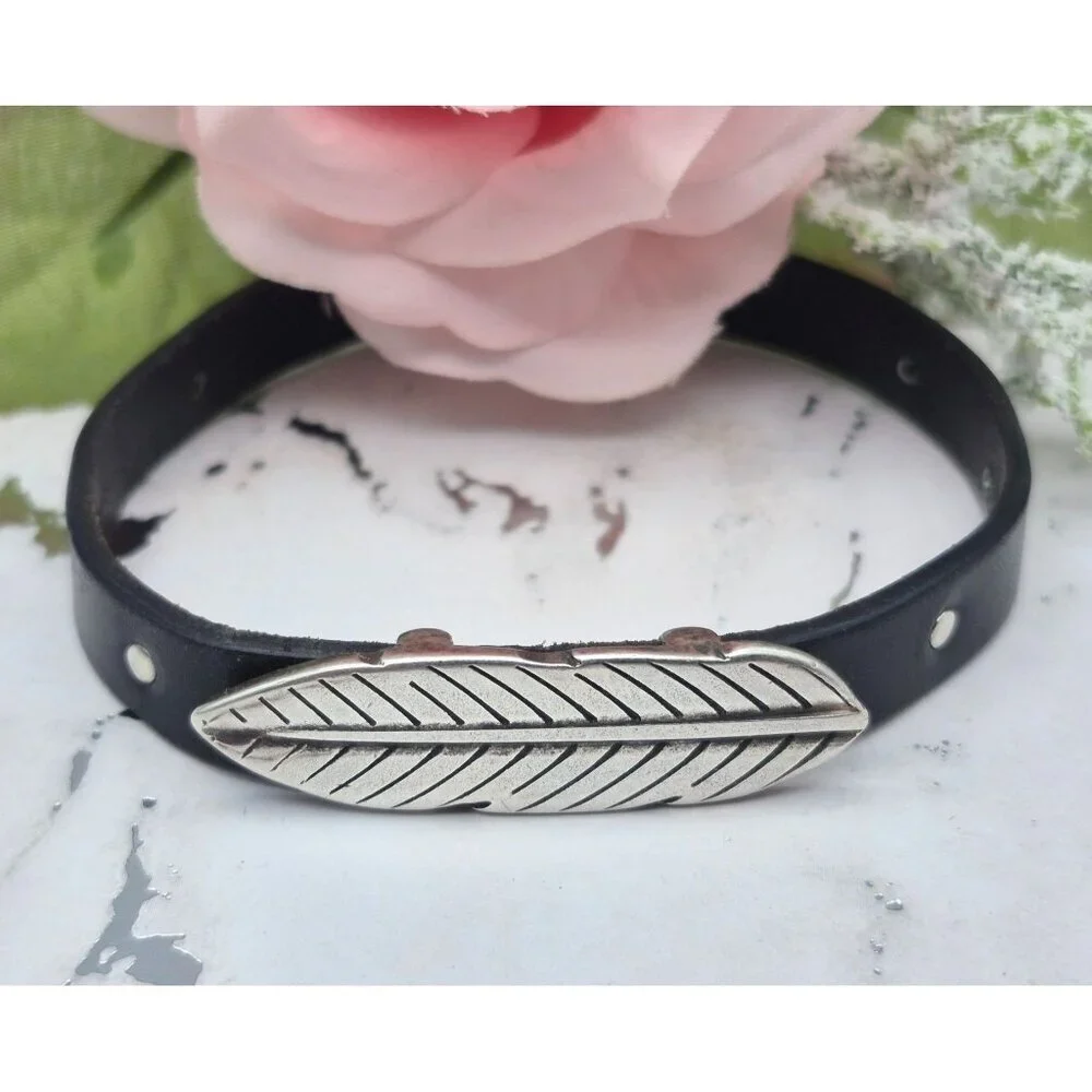 Mens Black Leather Bracelet Silver Tone Feather Slide Charm Punk Magnetic Clasp